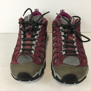OBOZ hiking shoes waterproof size 8.5